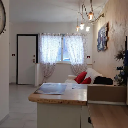 Soleil Royal Piano Terra דירה