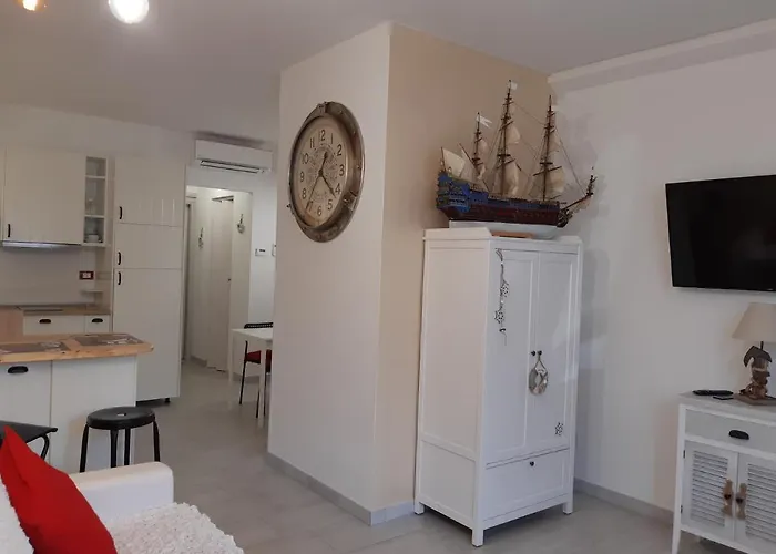 Soleil Royal Piano Terra Apartment Viareggio